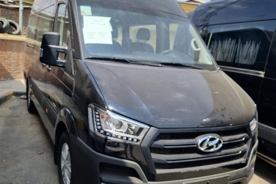 هیوندای H 350 1401